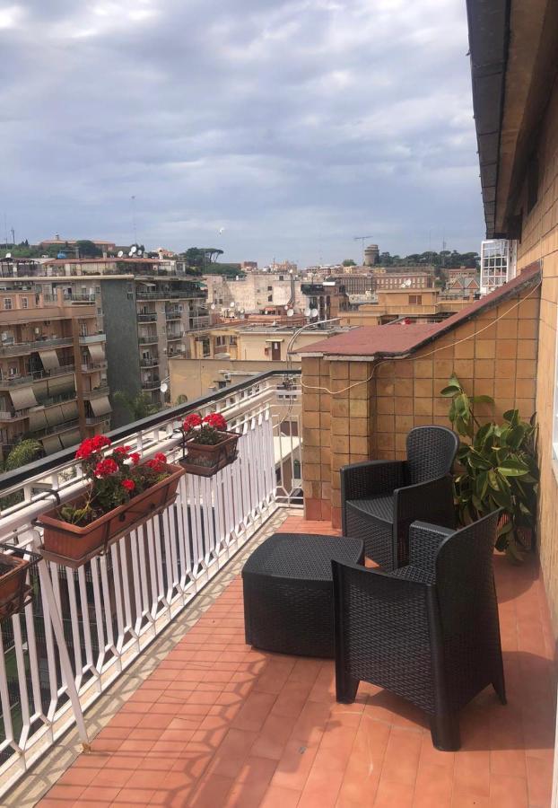 Alloggio Turistico Roberta San Pietro Rome Buitenkant foto